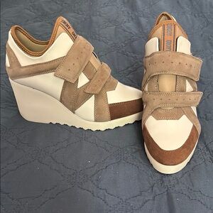 Dkny Cream and Brown Wedge Shoes with Velcro Straps